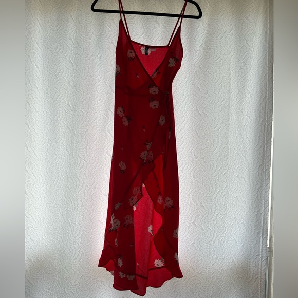 Wrap dress- NWOT - Picture 3 of 4